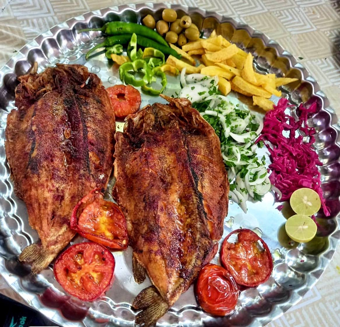 باغ رستوران ضیافت در آستارا