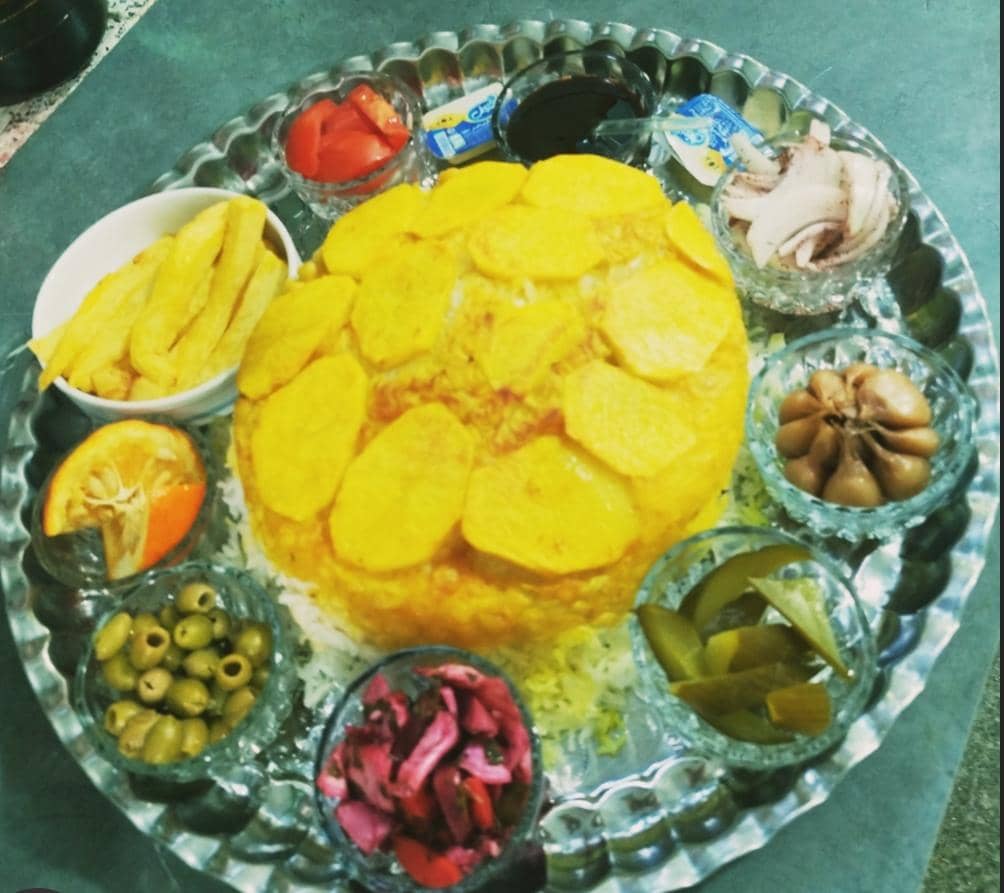 باغ رستوران ضیافت در آستارا